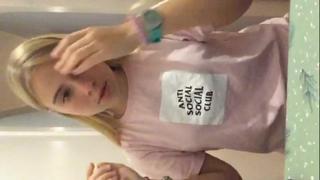 Periscope girl watch online