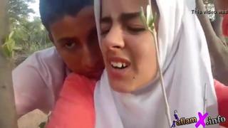 محجبة مغربية - found videos