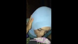Hijabi muslim cousin blowjob head giving mouthfuck deepthroat by ...