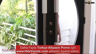 Traltyaziking fantezi kıyafeti aldığı evli kadını sikiyor türkçe ...