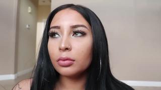 Busty girl, huge big boobs, natural big tits, blowjob, facial solo ...