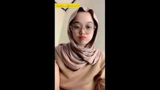 Bby ica hijab cantik toge bikin sange 1 doodstream mp4 porn video ...